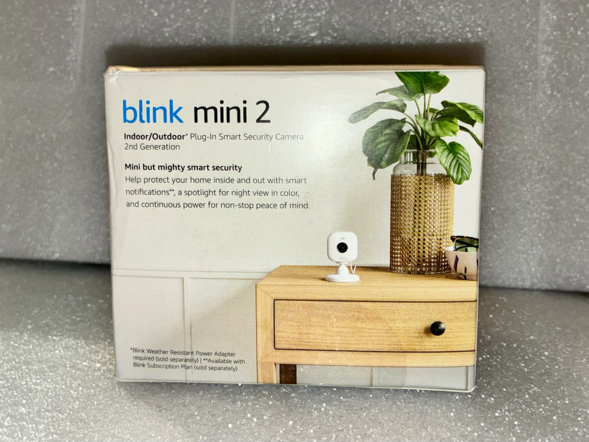 Blink Mini 2 Indoor/Outdoor Plug-In Smart Security Camera - photo 2