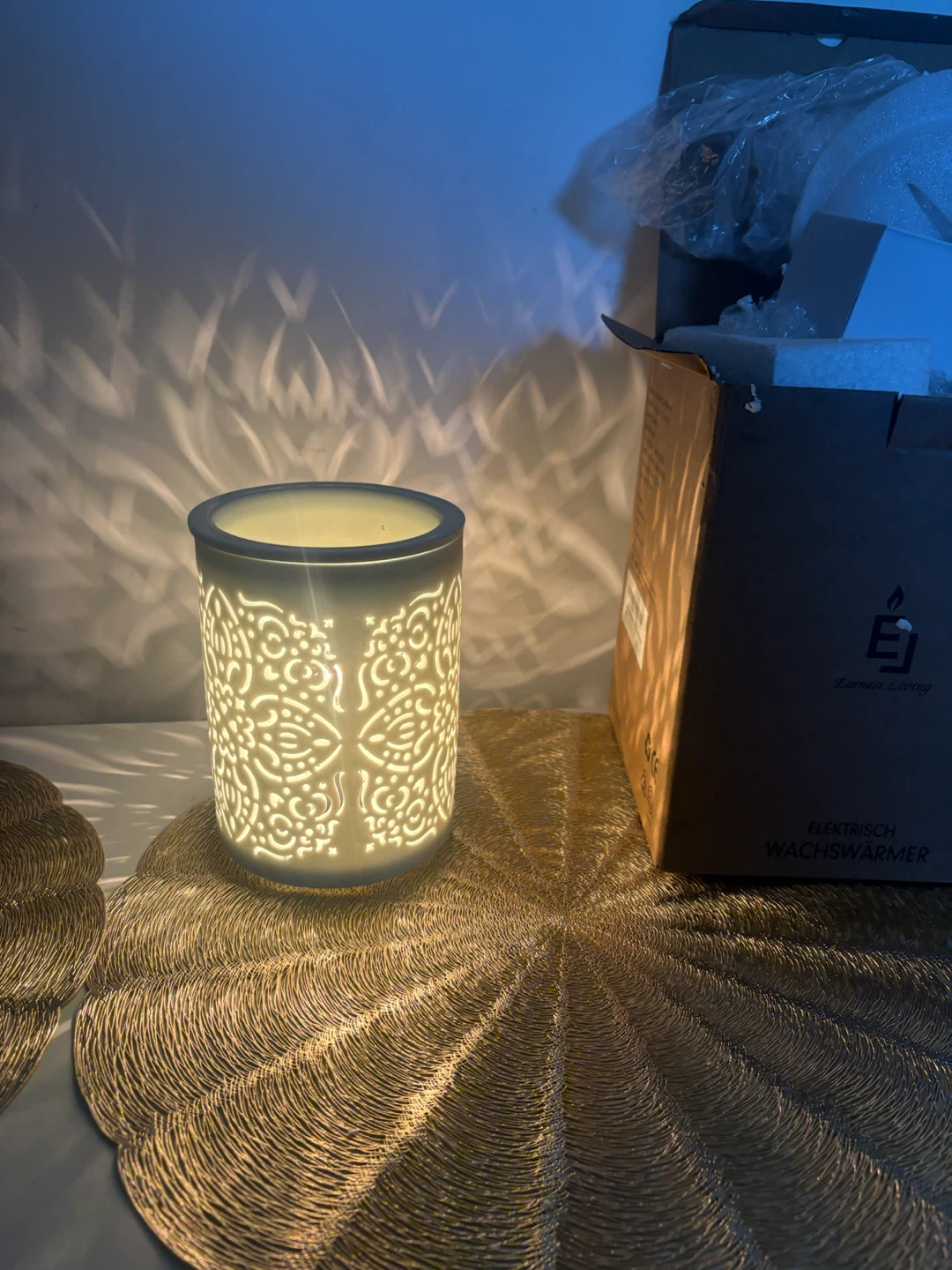 White Ceramic Wax Melt Warmer BRAND NEW IN BOX - photo 4