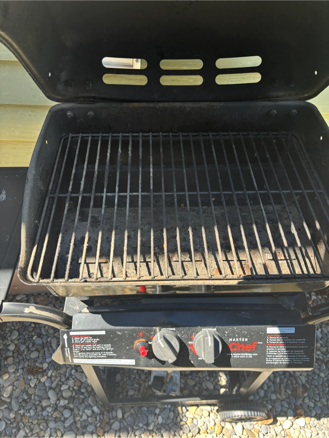 Master Chef Propane Gas Grill - photo 2