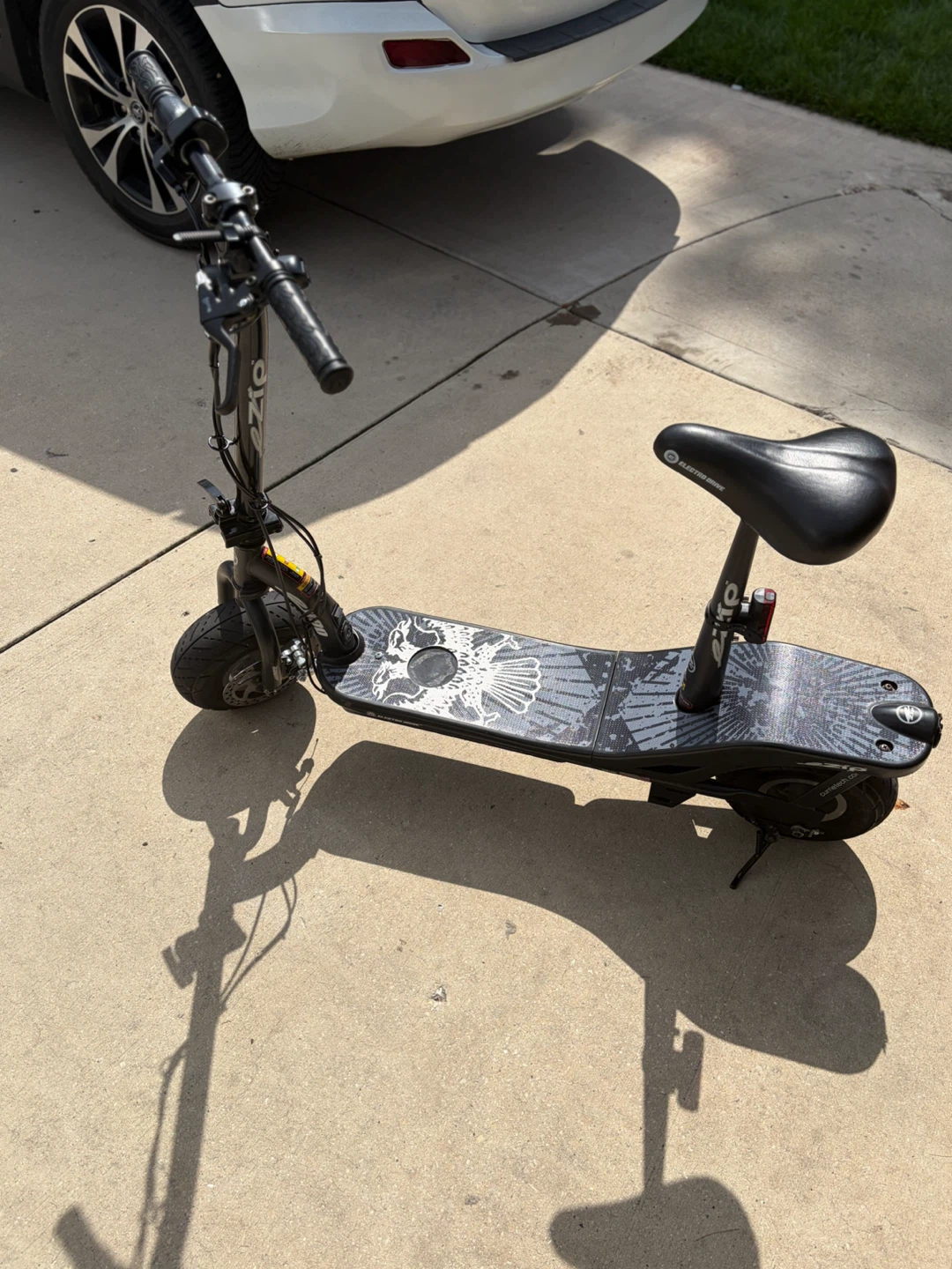 EZIP e400 Electric Scooter with Seat - photo 2
