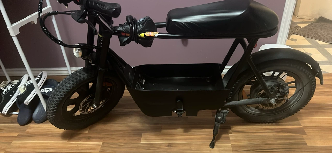 Black Electric Scooter with Basket - photo 3