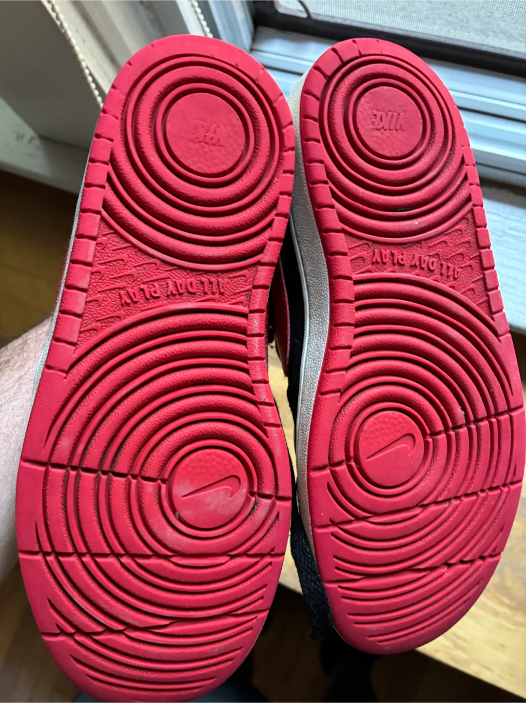 $5 Nike Boys running shoe sz 6Y Court Borough Low 2 - photo 5