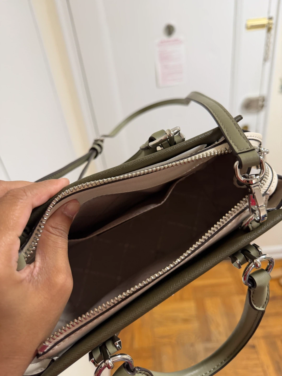Michael Kors Handbag - photo 3