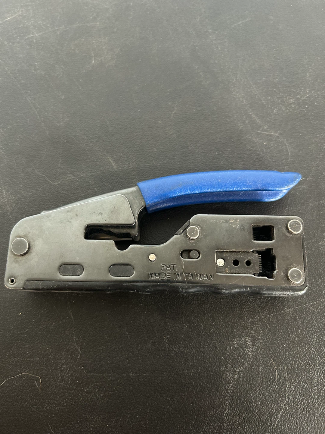 Modular RJ45/RJ11 Crimping Tool