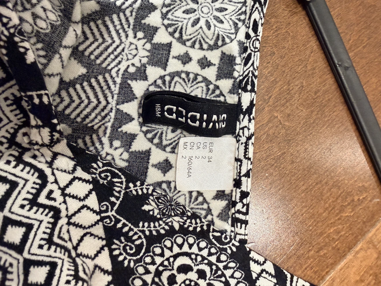 H&M Divided Black and White Pattern Romper - photo 2