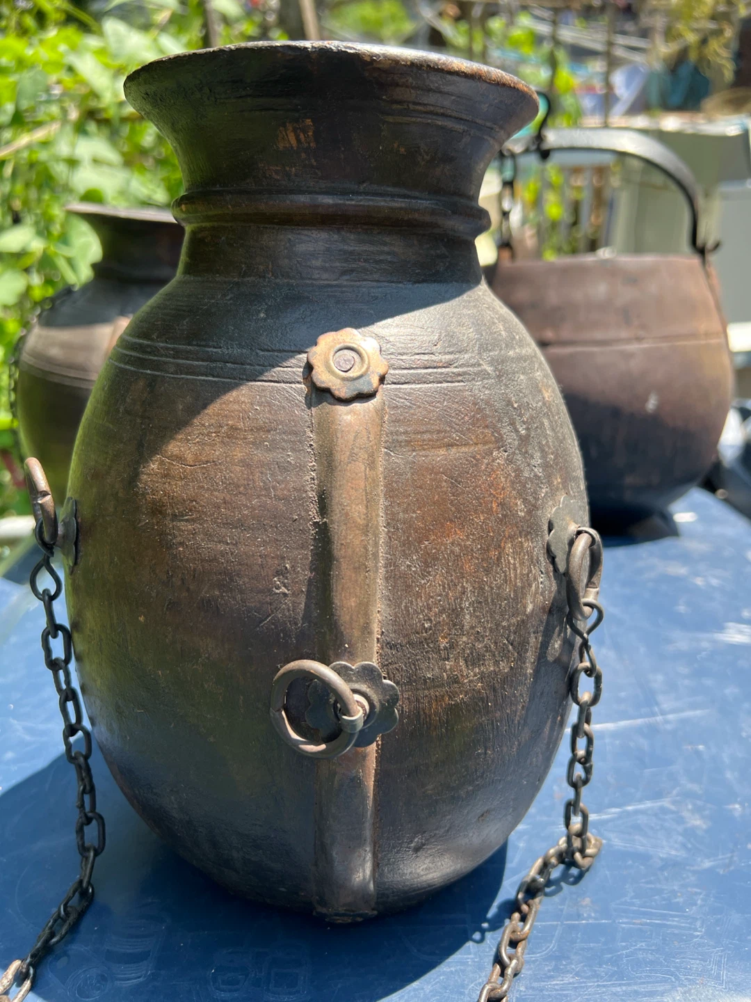 Antique Wooden Indian Water or Milk Pot with Chains - photo 3