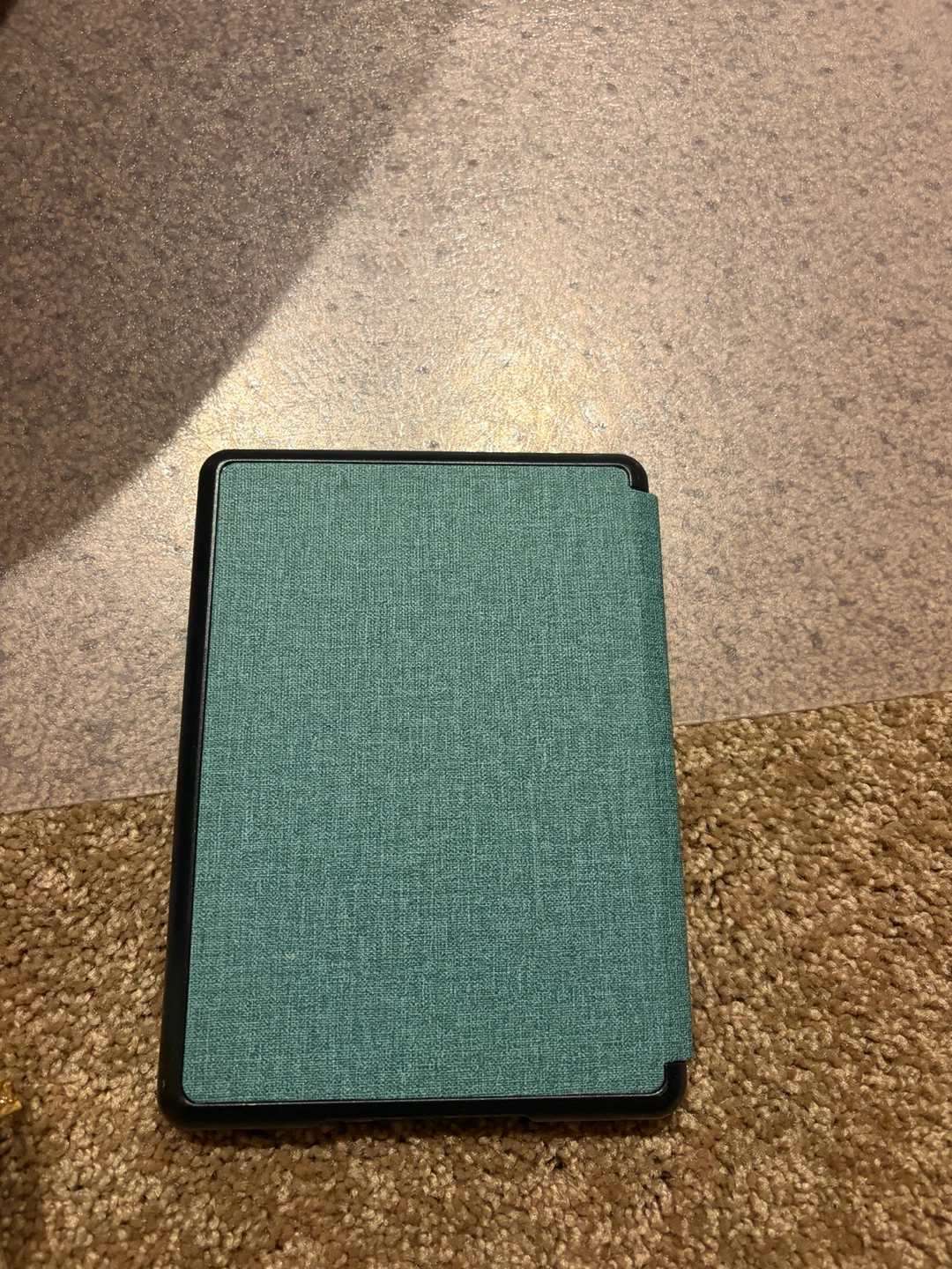 Amazon Kindle Paperwhite e-reader - photo 3