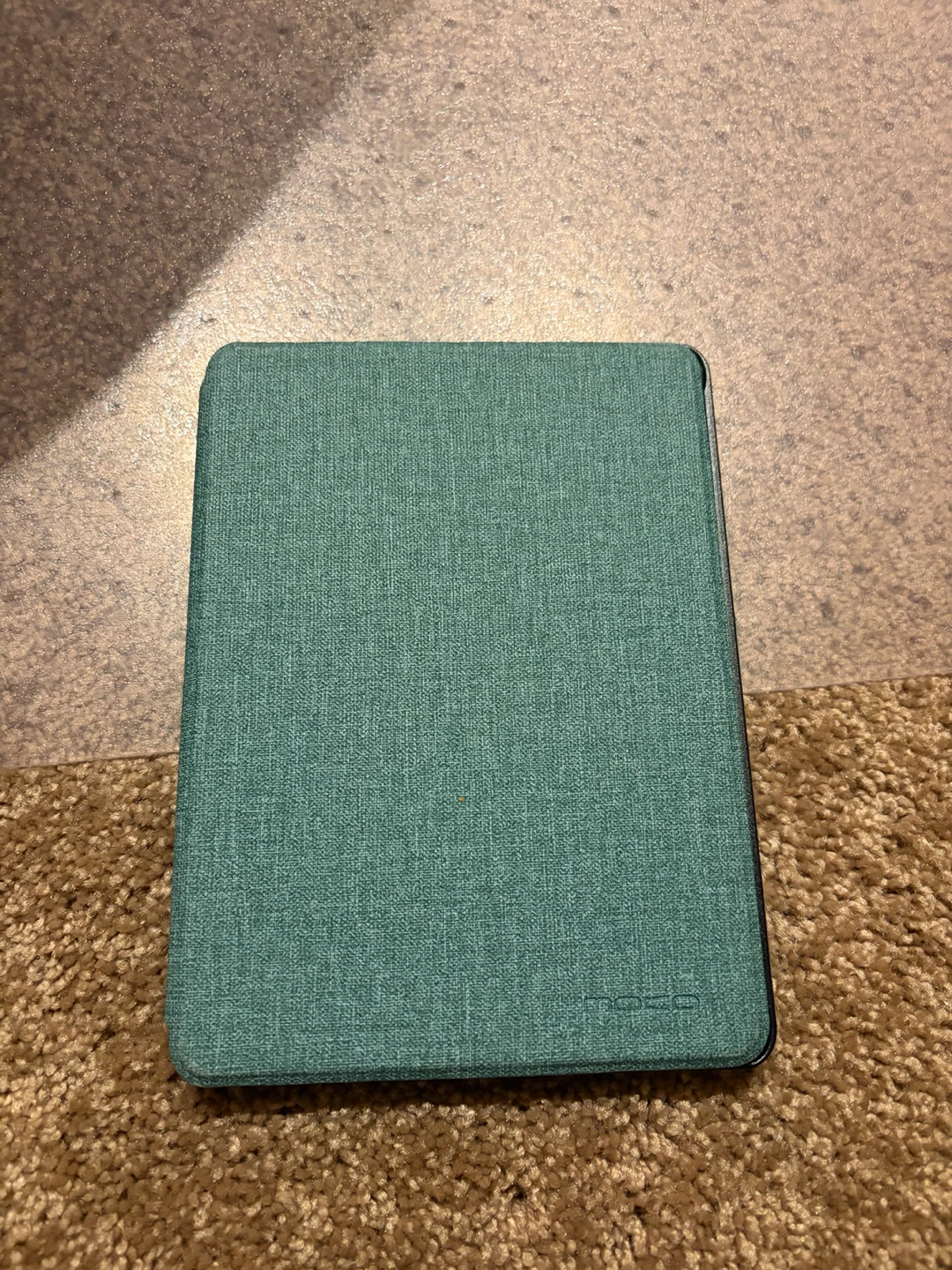 Amazon Kindle Paperwhite e-reader - photo 4