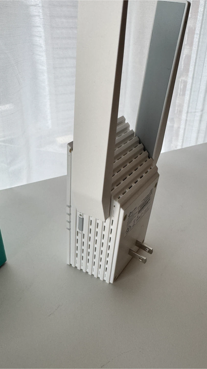 TP-Link AX1500 Wi-Fi 6 Range Extender - photo 2