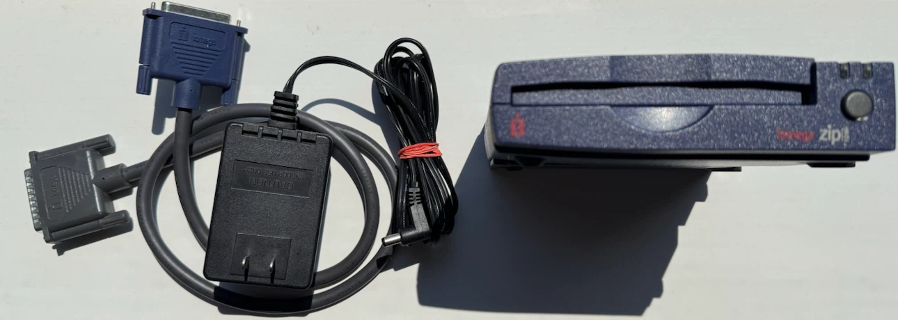 Iomega Zip 100 Tools External Drive - photo 3
