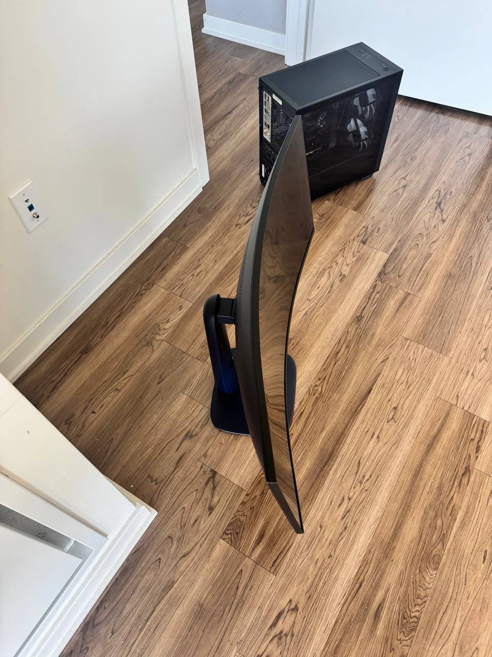 2-MONTH Alienware 34 Curved Gaming Monitor - photo 2