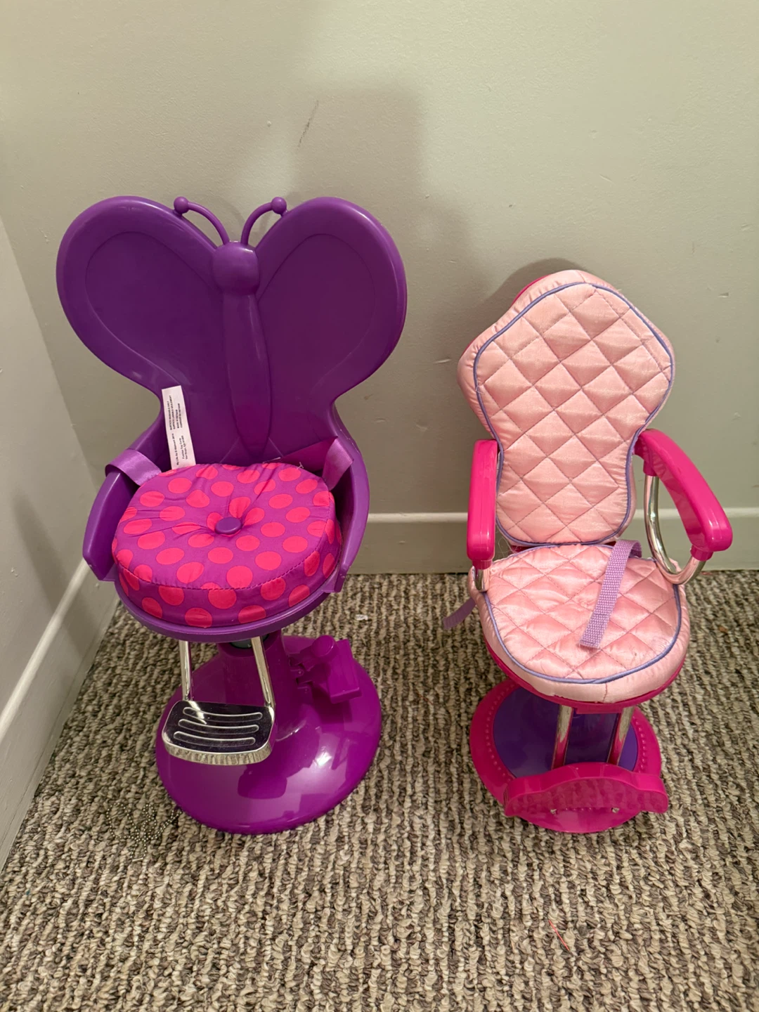 Dollhouse furniture set with pizza oven and scooter - photo 4