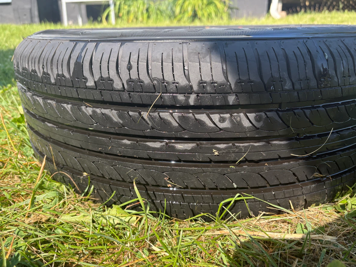 Black Rims with tires 205/55/16 - photo 2