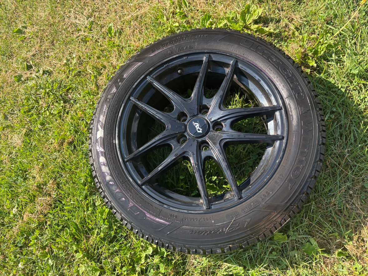 Black Rims with tires 205/55/16 - photo 3