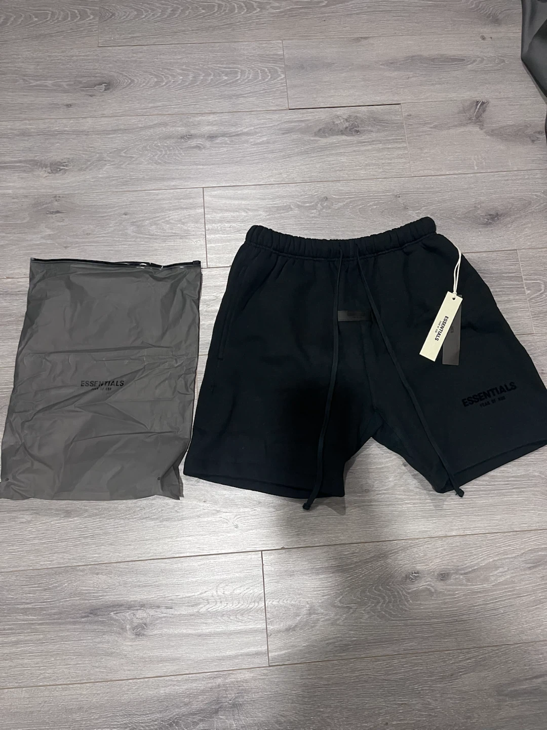 Essentials Shorts - Size S - photo 2
