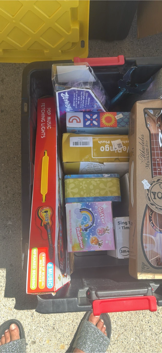 GARAGE SALE SUNDAY JULY 12 - photo 5