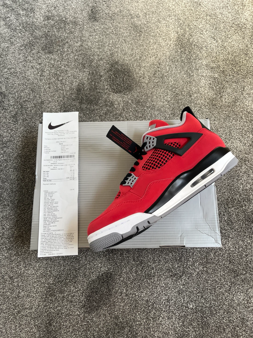 Size 12 Jordan 4 toro bravo 2026 - photo 2