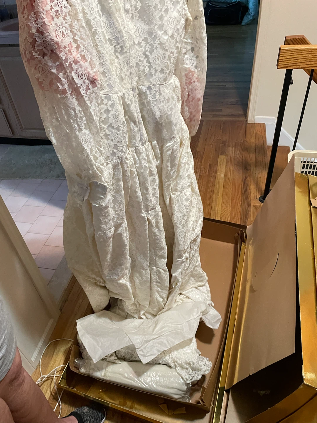 White Lace Wedding Gown - photo 4