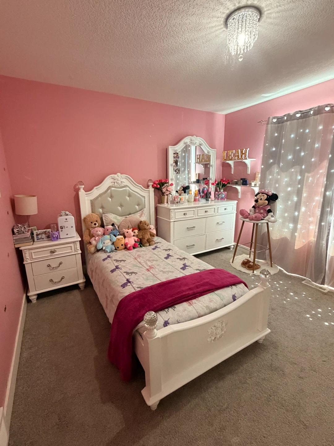 Beautiful White Twin Bed set