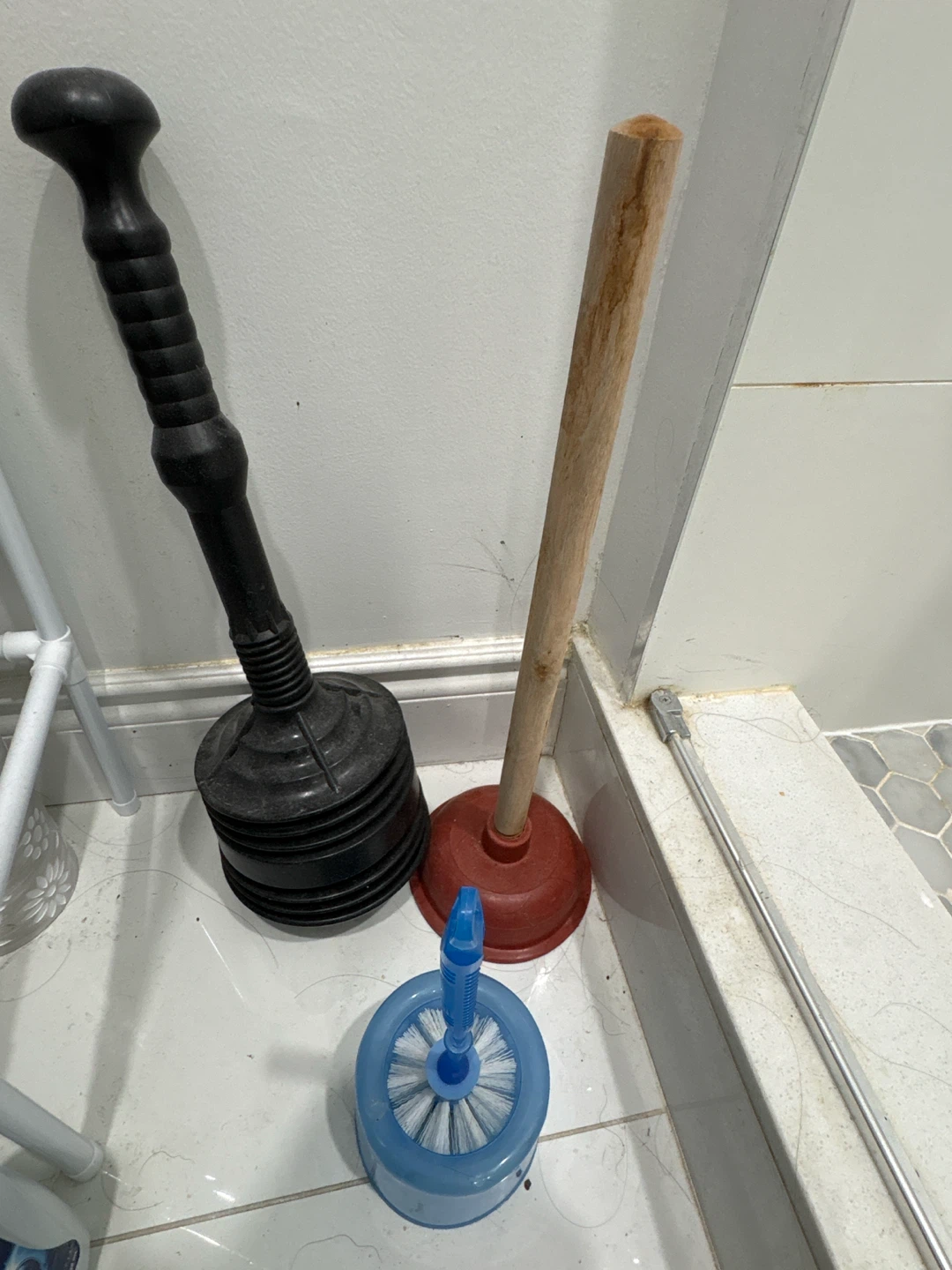 Plungers and Toilet Brush Set