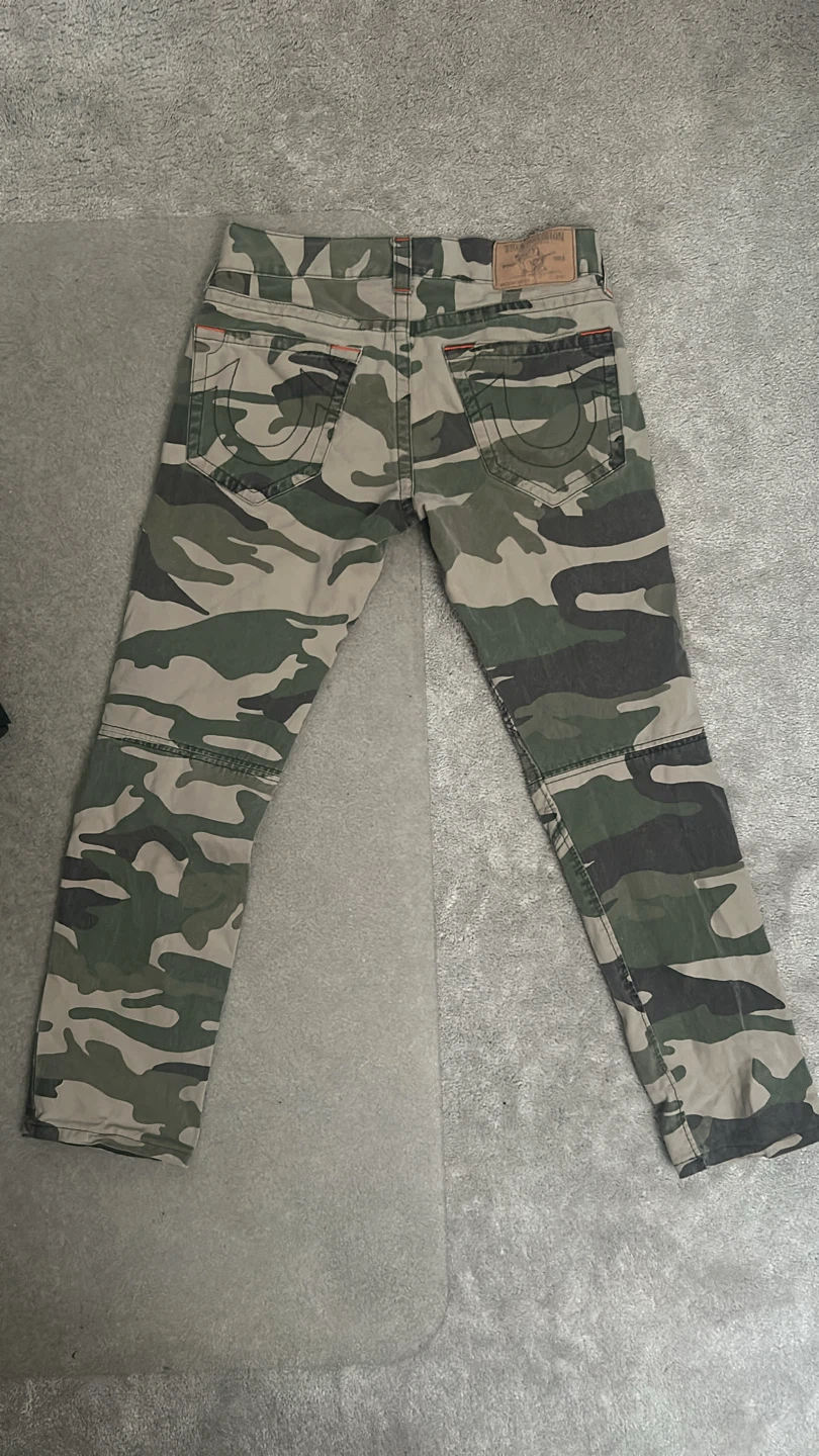 True Religion Camo Moto Jeans Size 30 - photo 2