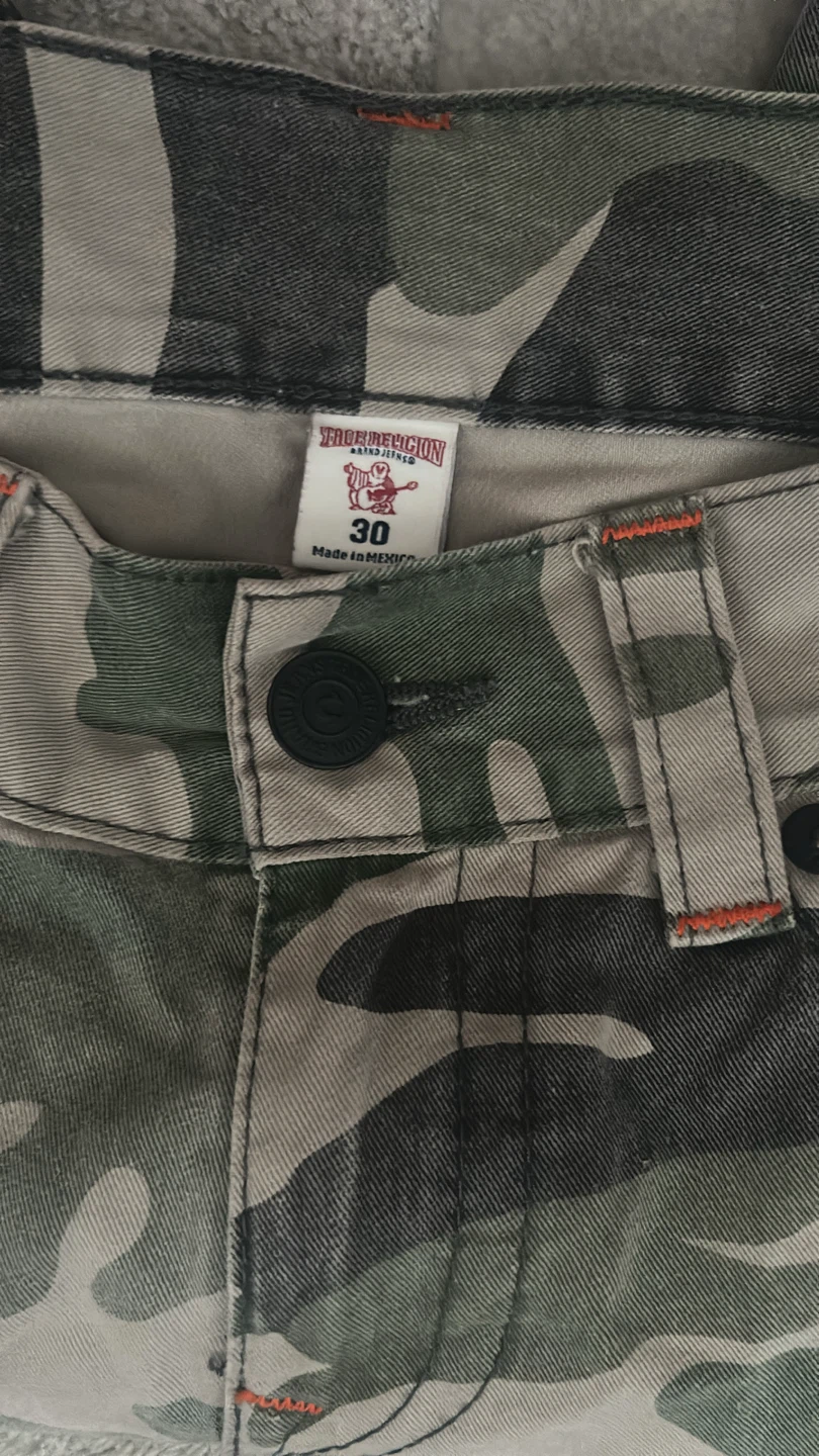 True Religion Camo Moto Jeans Size 30 - photo 4