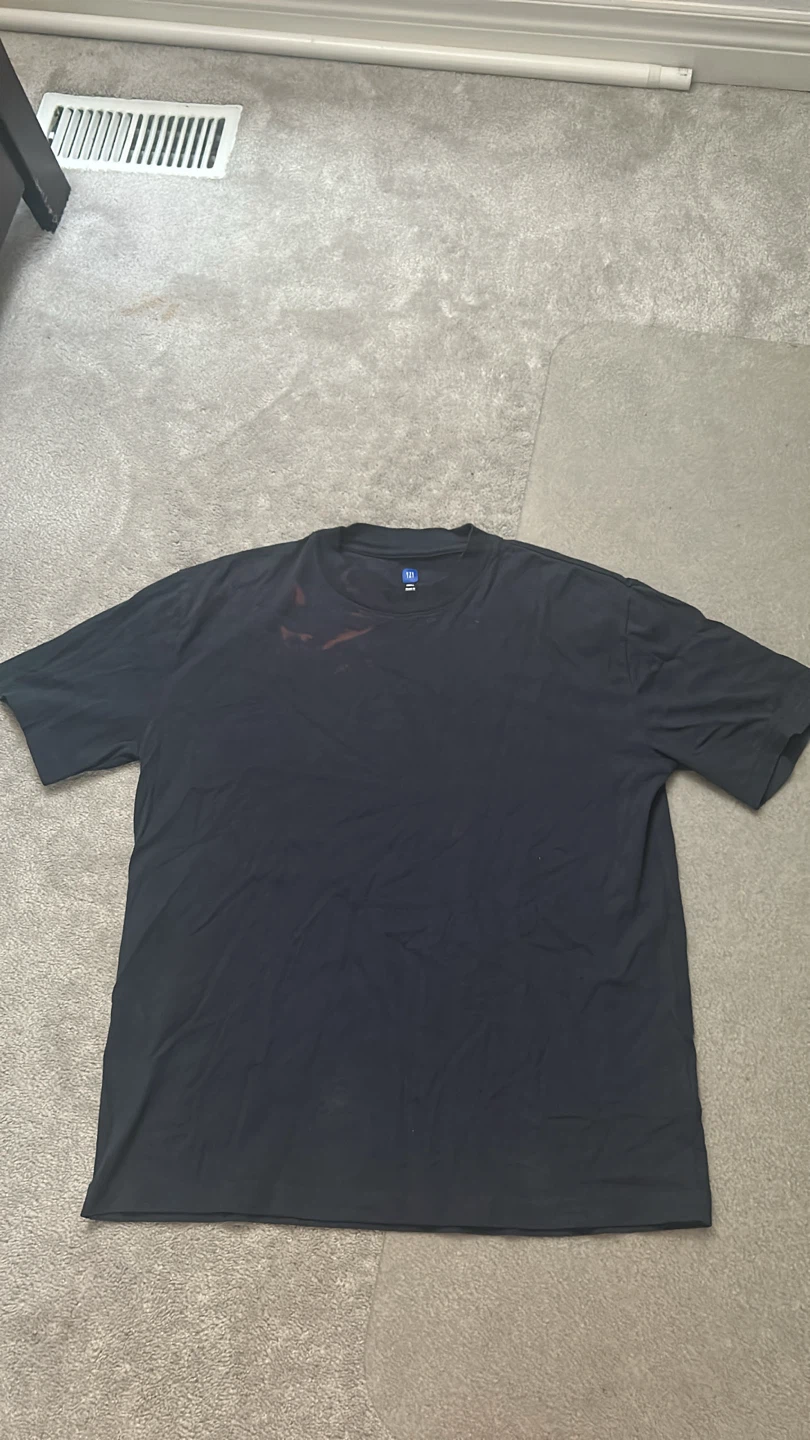 YZY gap shirt
