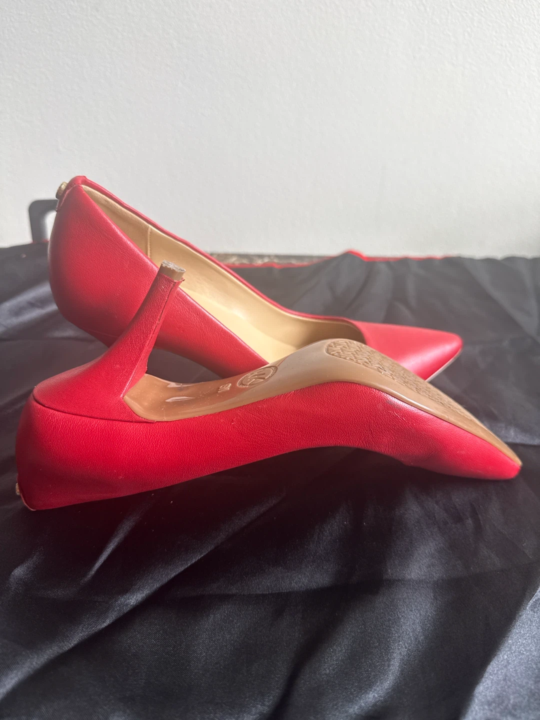 Michael Kors Red Leather Pumps Heels - Size 8M - photo 4