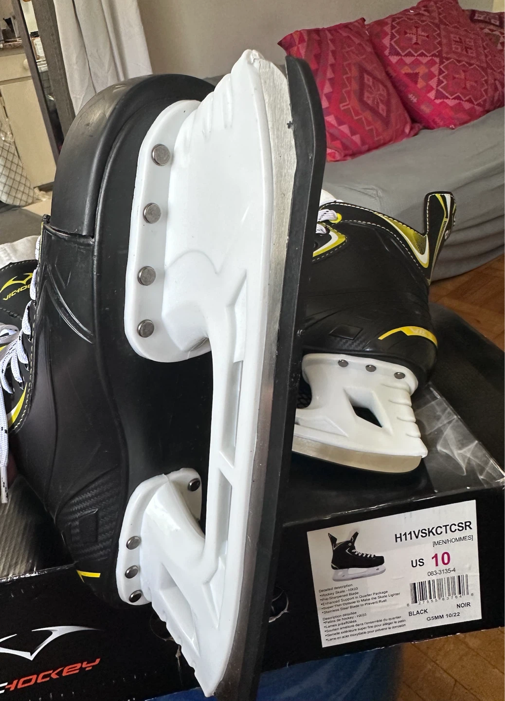 Vicko Hockey Skates US 10 Black