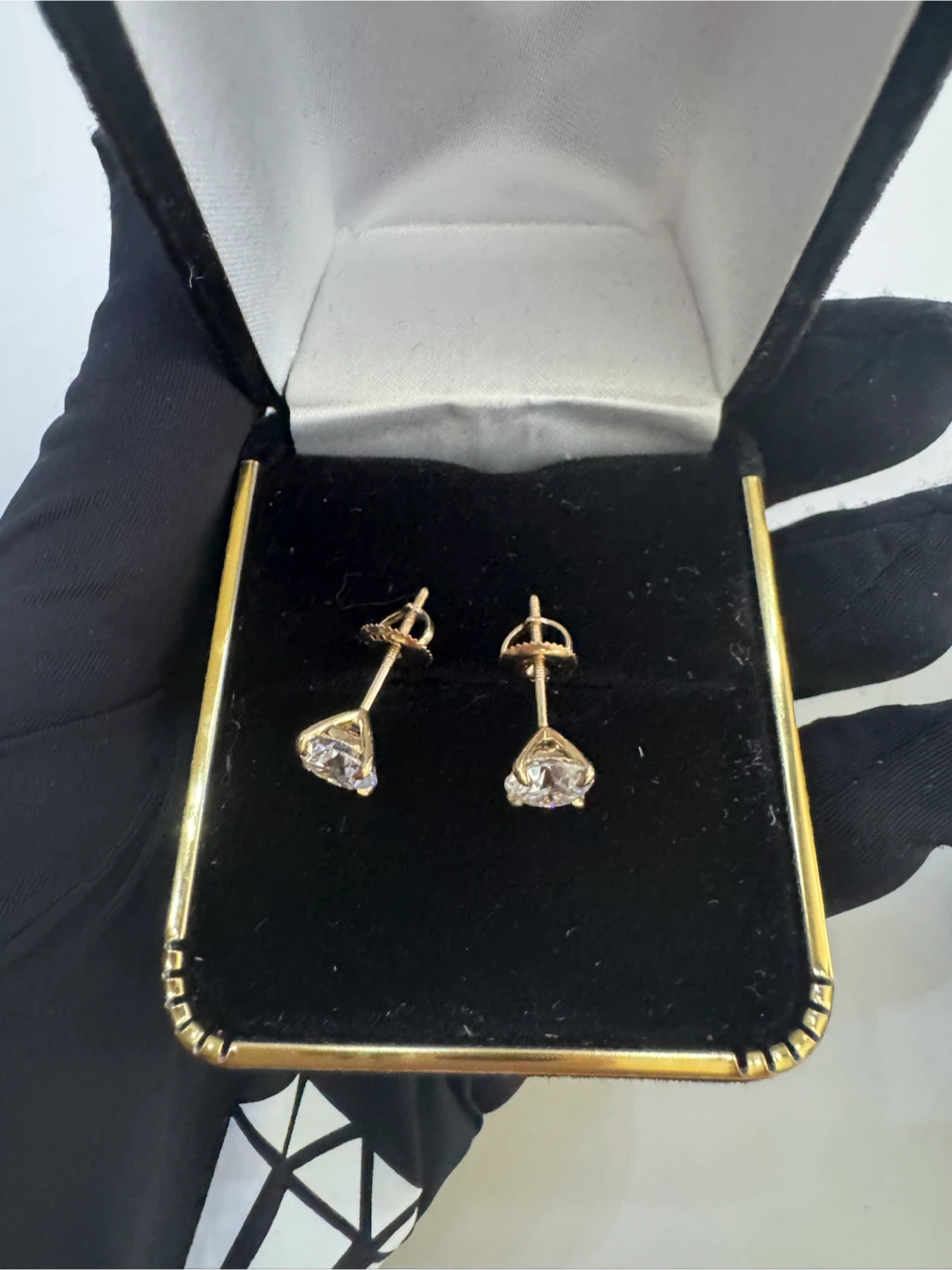 14K Yellow Gold Diamond Stud Earrings - photo 2