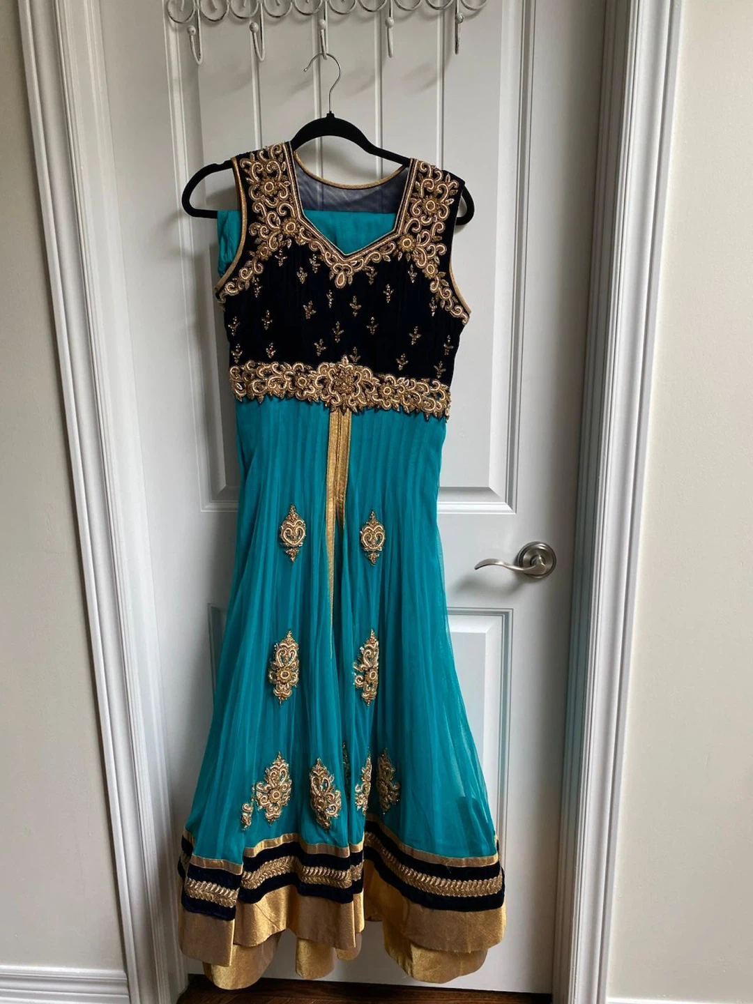Indian women’s suit
