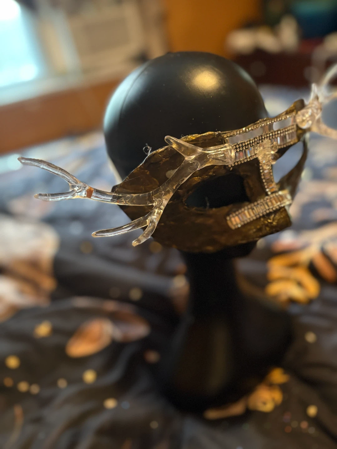 Masquerade Mask with Antlers - photo 3