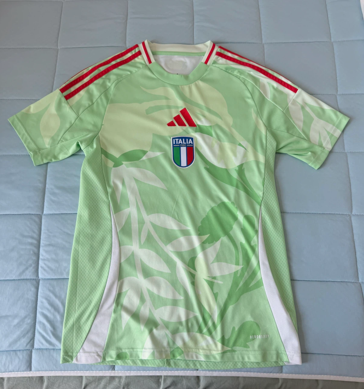 Adidas Italia Slim Fit AEROREADY Soccer Jersey Size S