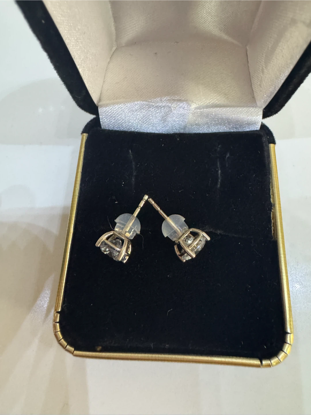 Lab diamond studs 2.04 carat total 10k white gold - photo 3