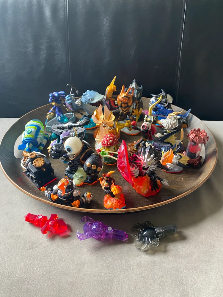 Disney Infinity Skylanders Figures and Accessories