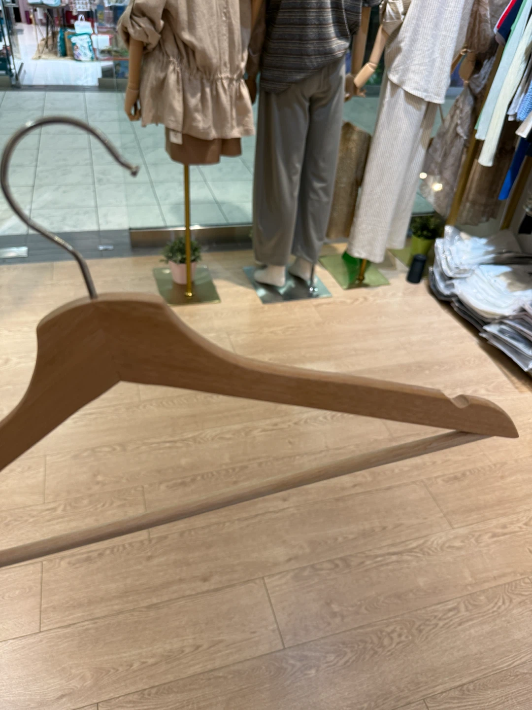 $1 Wood Hangers for sale - photo 2
