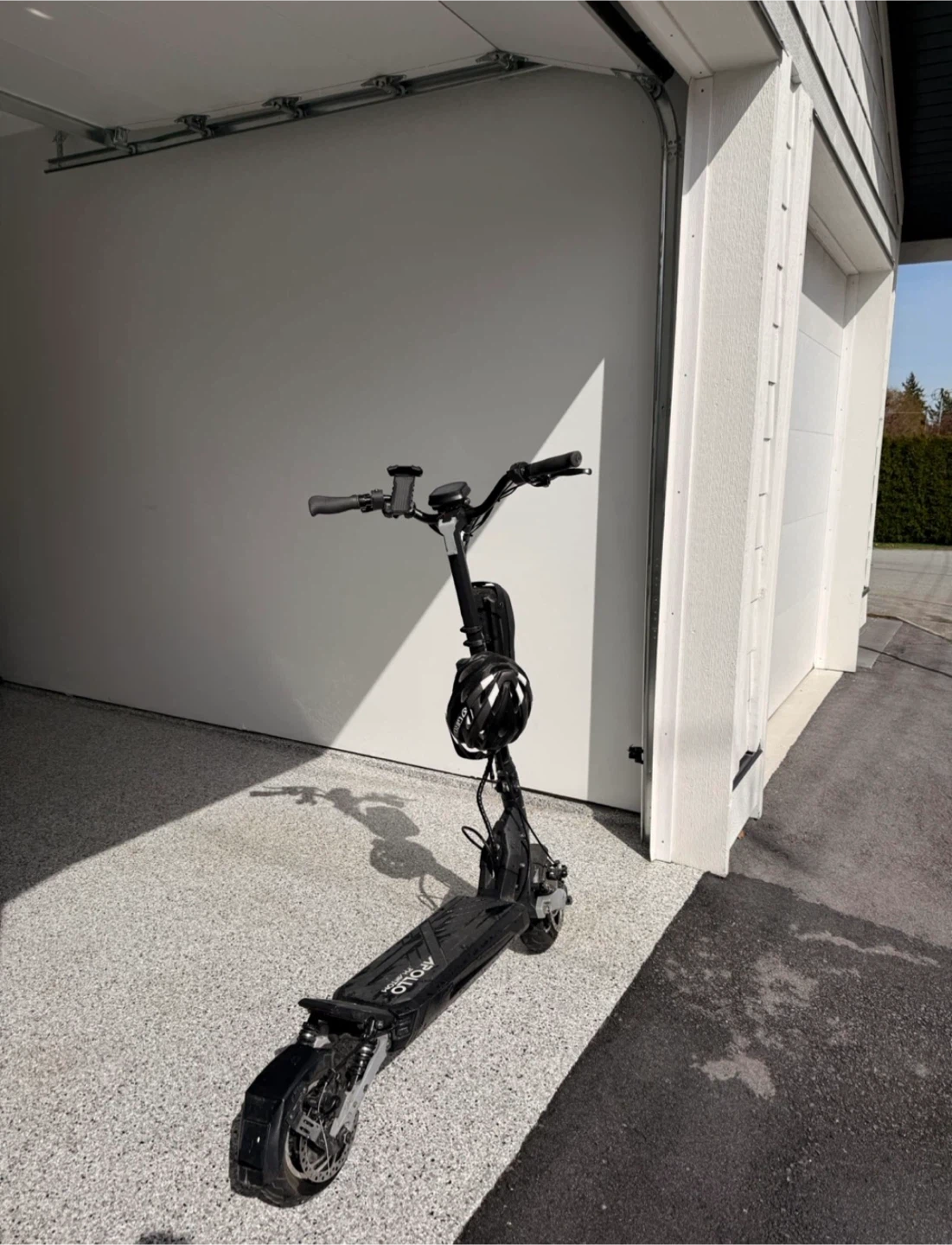 Apollo Electric Scooter