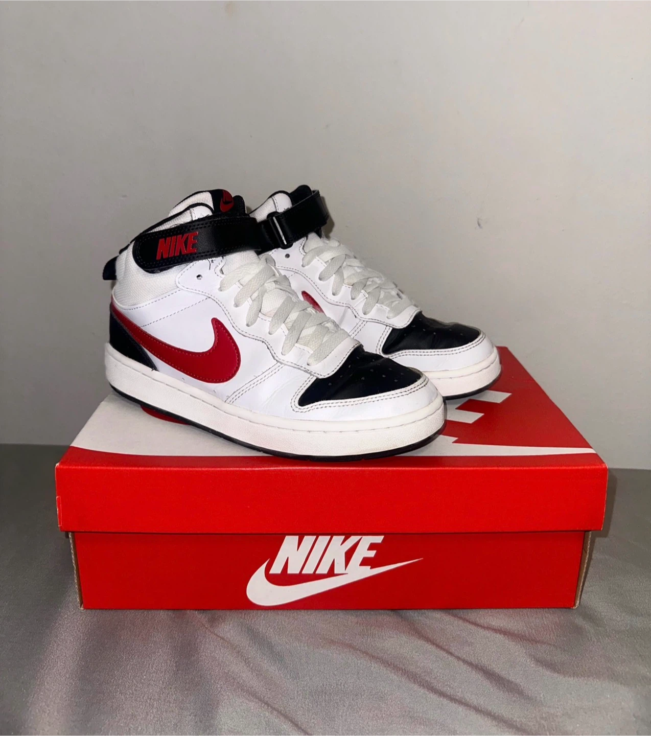Nike Court Borough Mid 2