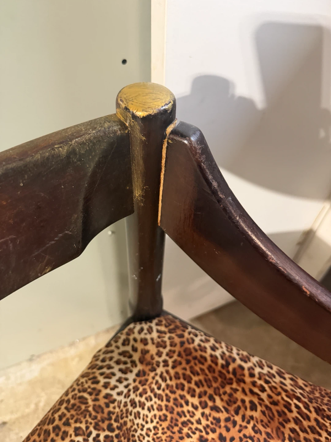 Vintage Armchair with Leopard Print Seat - photo 3