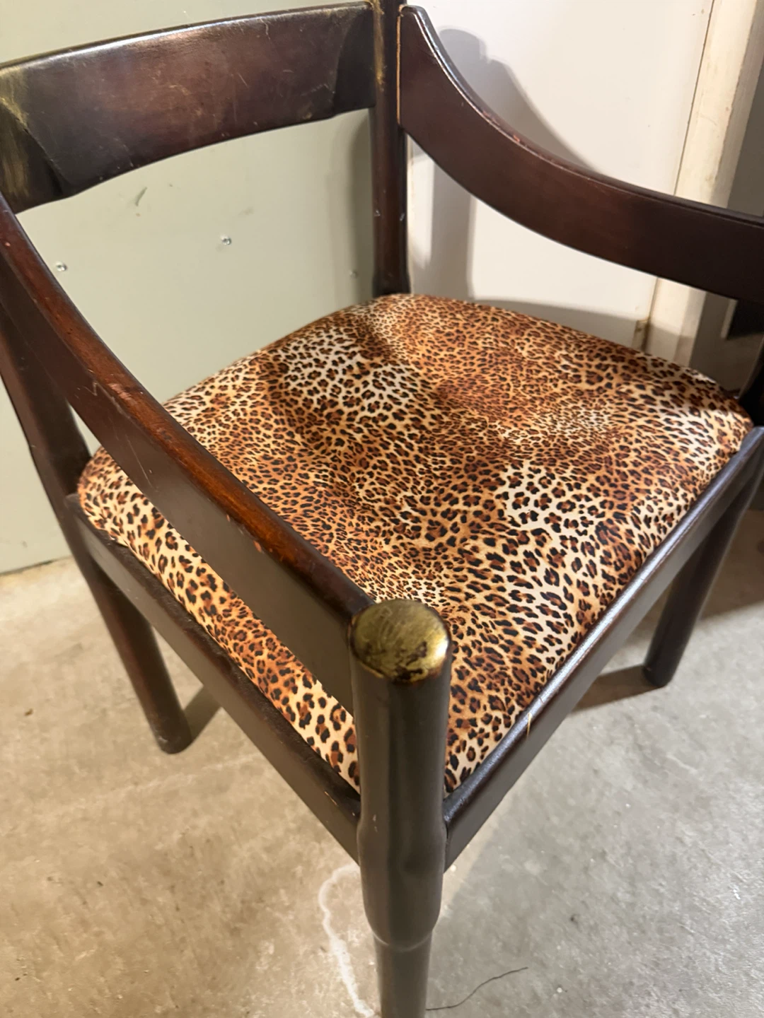 Vintage Armchair with Leopard Print Seat - photo 4