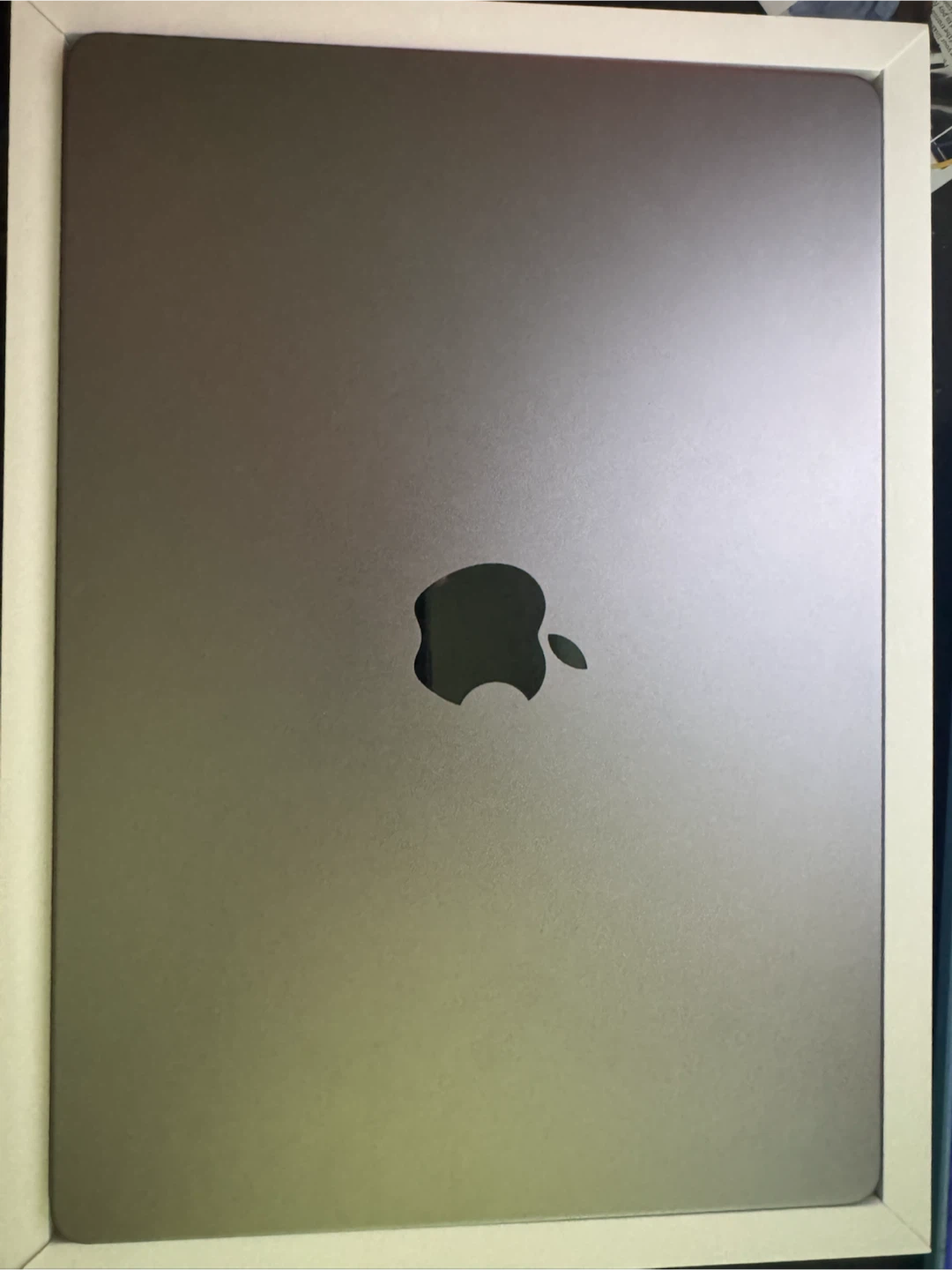 2023 Apple MacBook Pro 14-inch (Slight Screen pixelation)