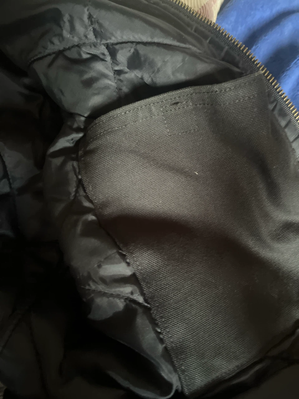 Used Men's Carhartt vest size Medium - photo 5