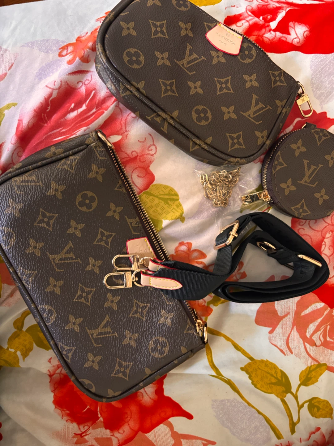 LV Bag Womens - photo 4