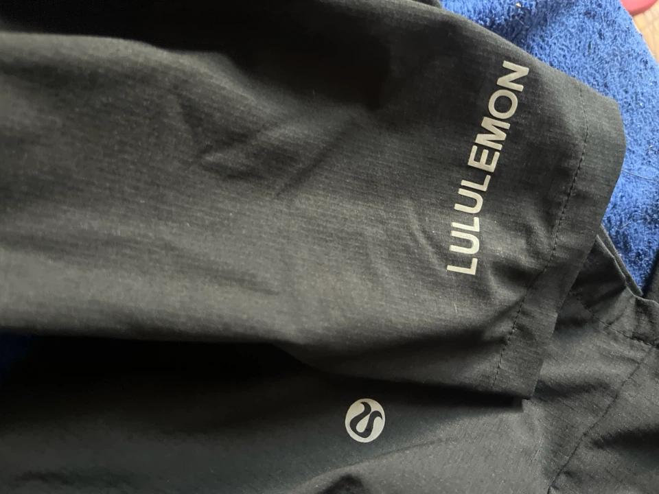 Men's Lulu lemon jacket - photo 2