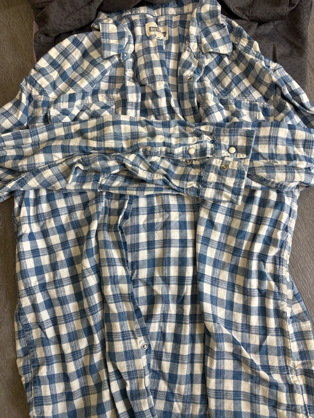 Bundle of 4 Men's Button-Up dress and plaid Shirts - photo 3