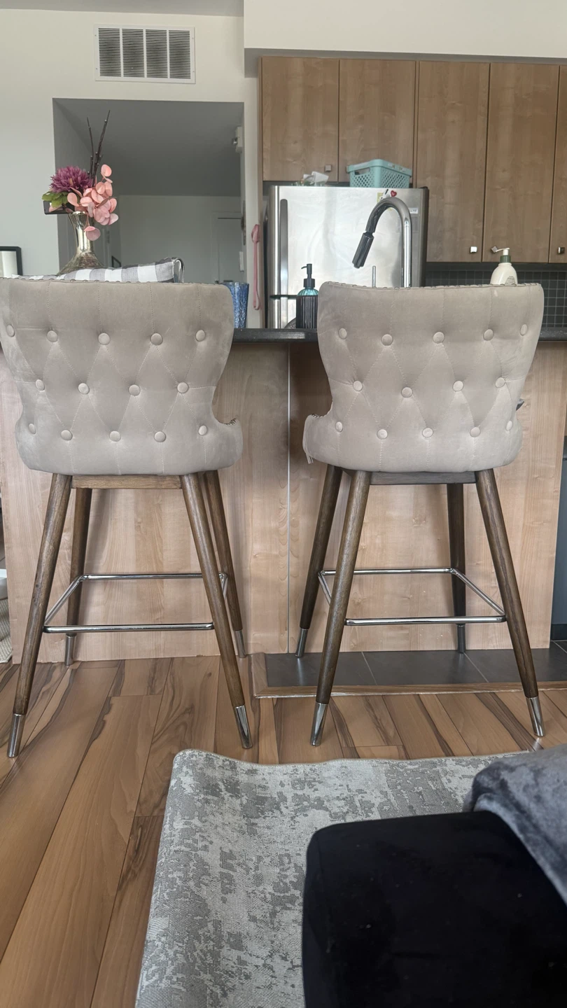 Tufted Velvet Bar Stools (Set of 2)
