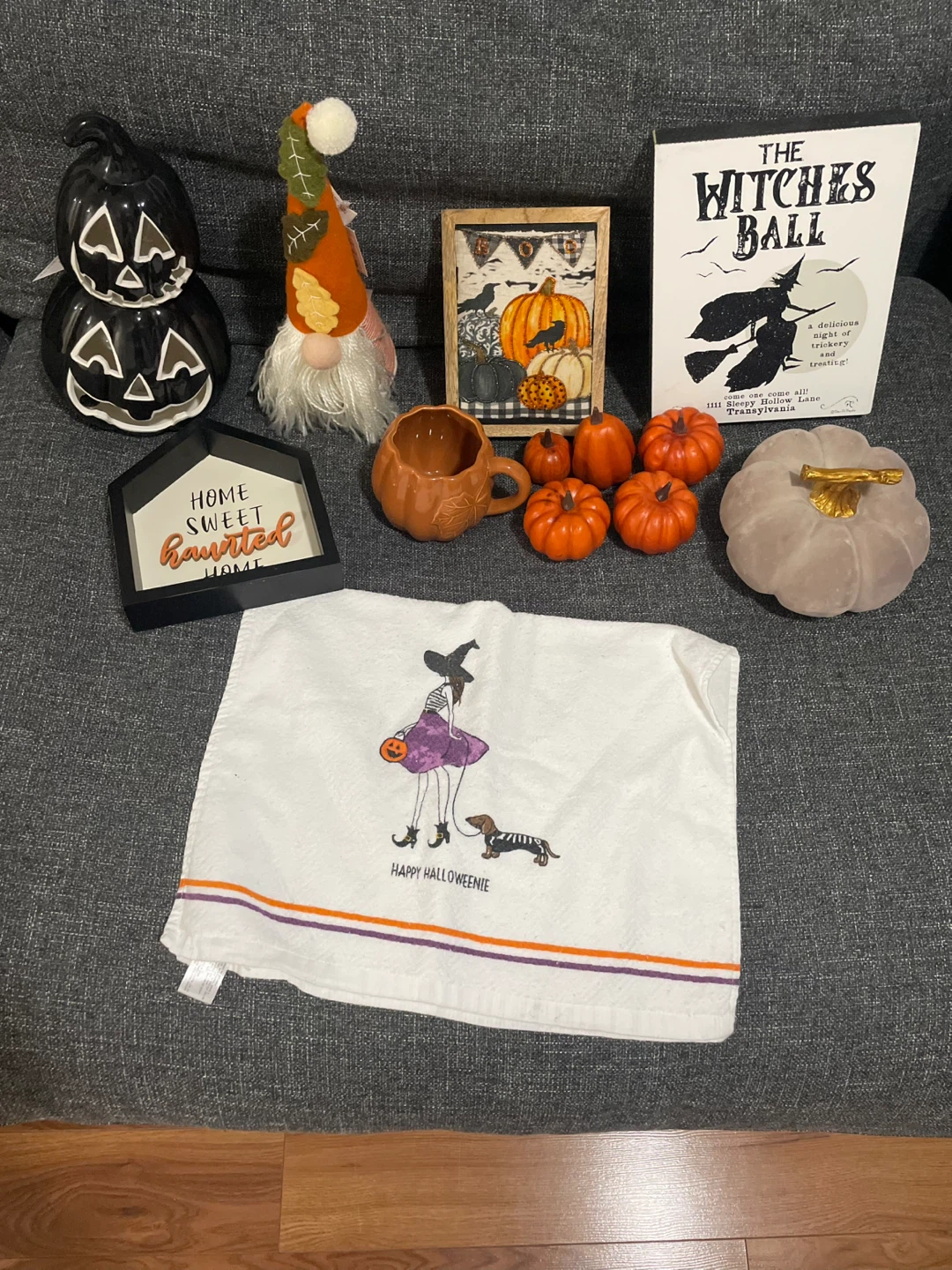 Assorted Halloween Decor Items - photo 2