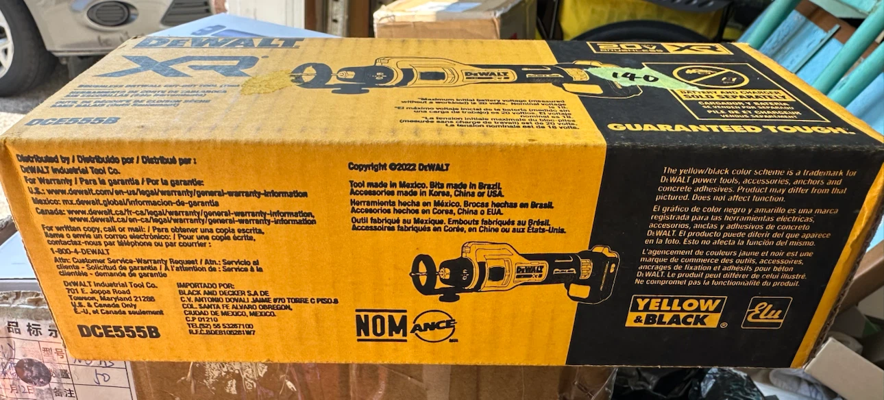 DeWalt XR Brushless Drywall Cut-Out Tool DCE555B (Tool Only) - photo 2