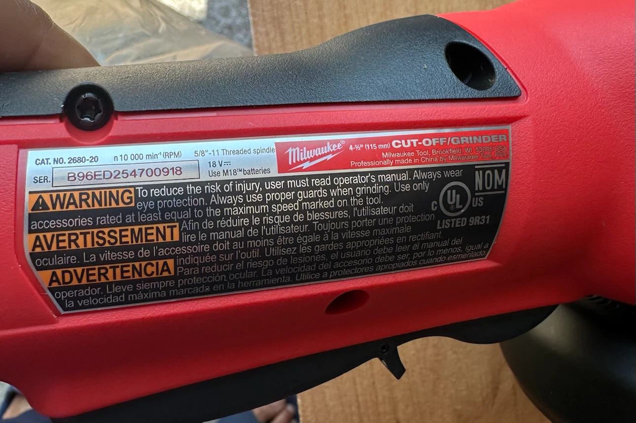 Milwaukee 4-1/2" Cut-Off/Grinder - photo 2