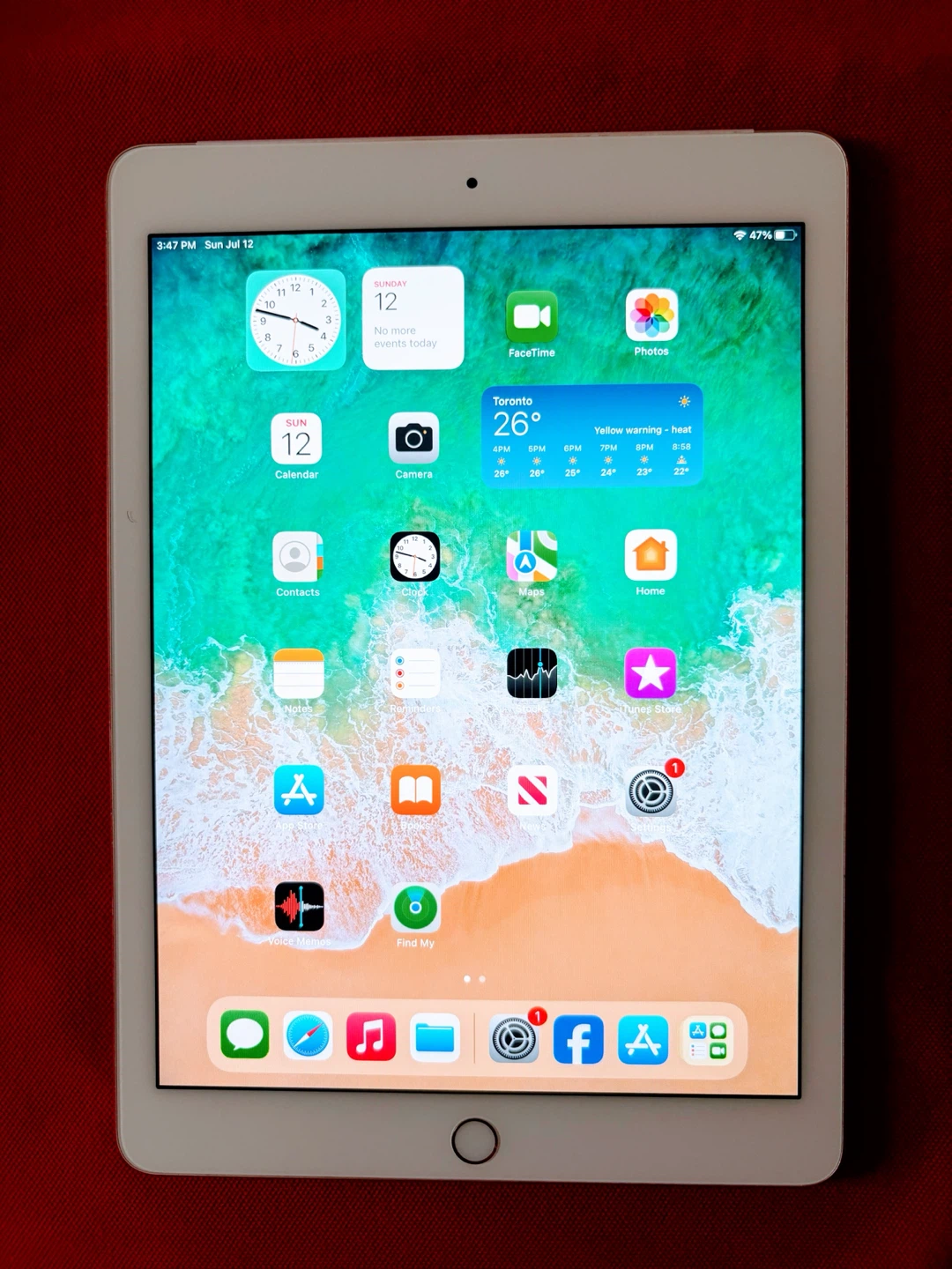 Apple iPad Air 2 64GB Wi-Fi + Cellular Silver - Like New